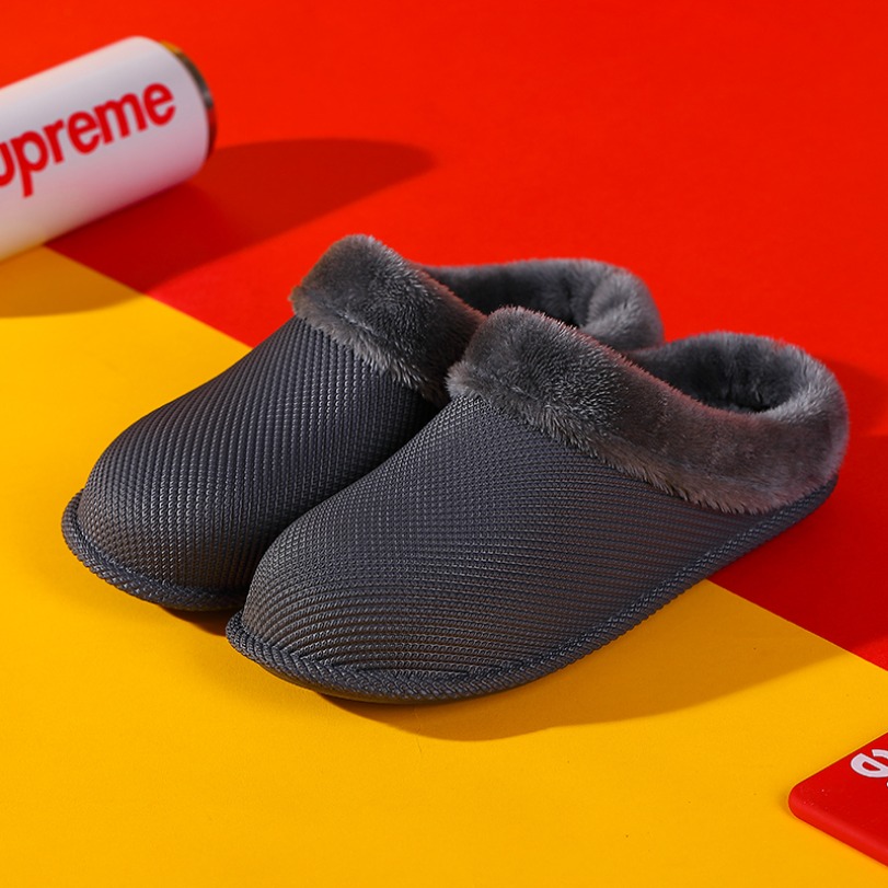Men Shoes Online - รองเท้าแตะฤดูหนาวสำหรับผู้ชายแบบปิดส้น ขายดี รุ่นใหม่ล่าสุด ขอบขนเฟอร์บุด้วยผ้าฟลีซ นุ่มสบาย สวมใส่ง่าย