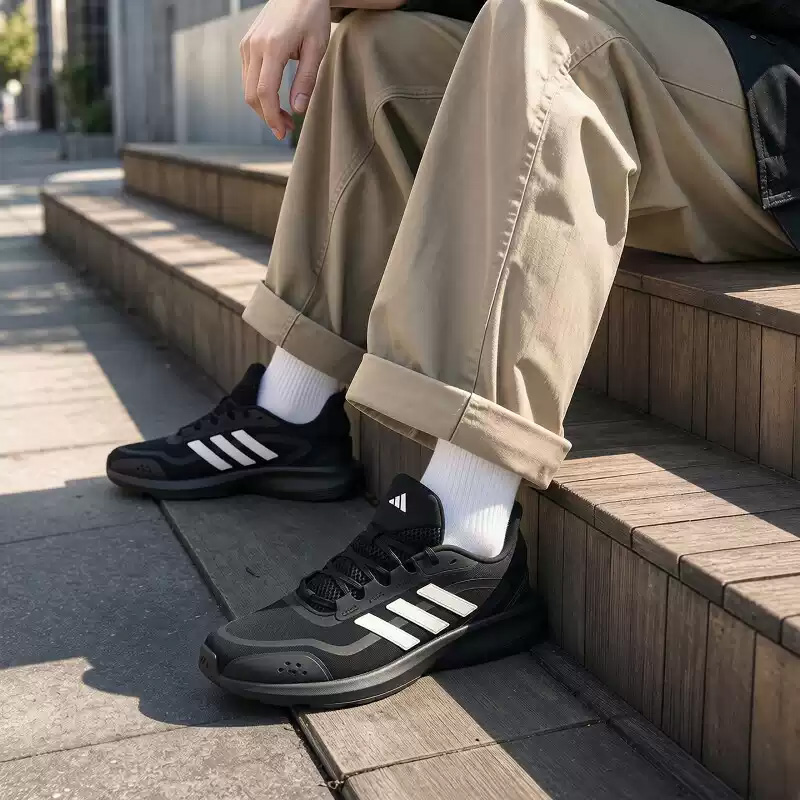 รองเท้าวิ่งผู้ชาย Adidas สำหรั - Men'S Shoes Half Cut บทวิจารณ์และราคา